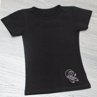  Футболка черная с коротким рукавом 444/3117-КЛ детская одежда от производителя ТМ БОВЕБУМ